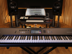 Рабочая станция KORG Nautilus 73