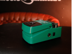 BEHRINGER BLE400 - педаль эффектов динамической обработки для бас-гитары