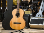Классическая гитара LAG OC-170