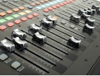 Цифровой микшерный пульт Behringer X32 Compact