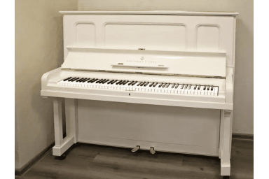 Пианино Steinway &amp; Sons K 132 (BU) белое, полированное