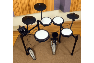 Электронная ударная установка Alesis Nitro Max Kit