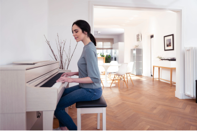 Цифровое пианино Yamaha CLP-745 WA - Белый Ясень (В комплектации с фирменной банкеткой)