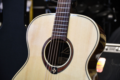 Акустическая гитара LAG T-88A