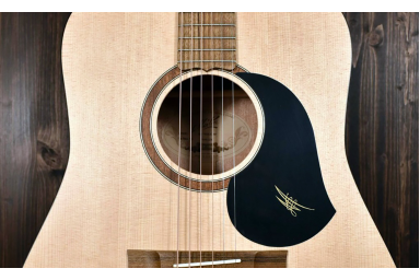 Акустическая гитара Maton S60