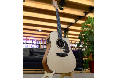 Электроакустическая гитара Maton SRS70C