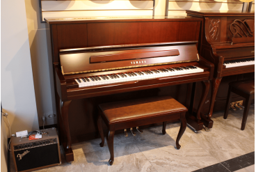 Акустическое пианино Yamaha U1J SDW - тёмный орех сатинированный