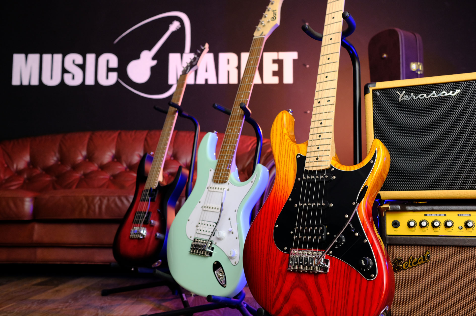 Электрогитара Ashtone ST-200 / SB