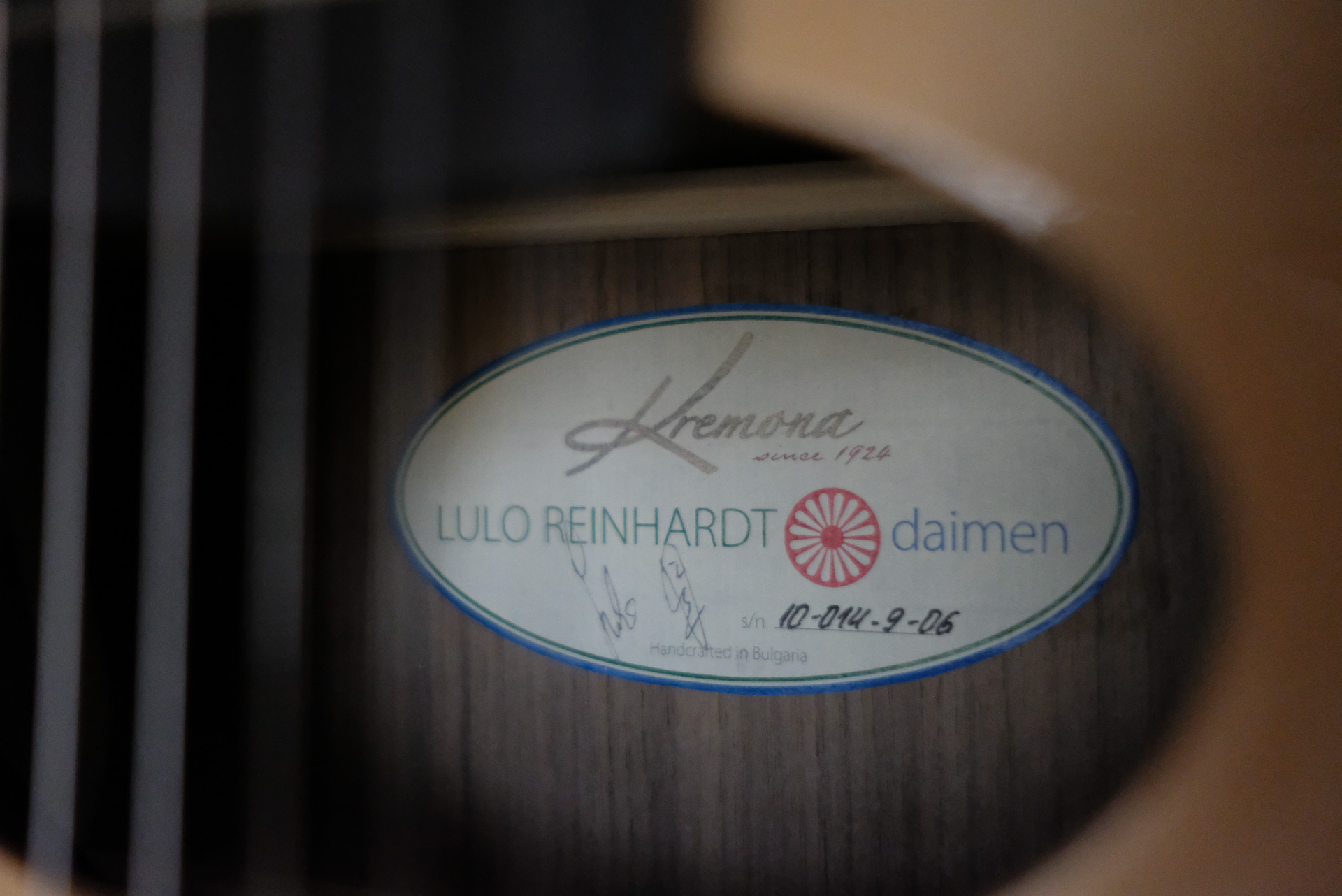 Классическая гитара со звукоснимателем Kremona Daimen Performer Series