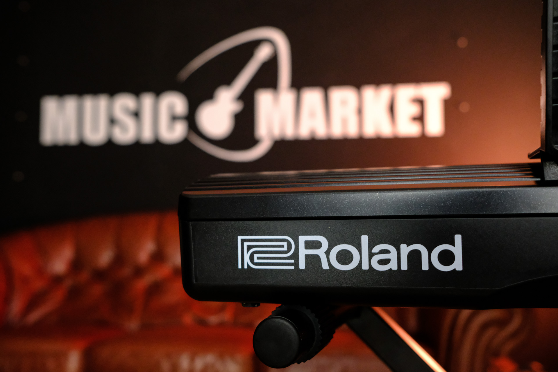 Цифровое пианино ROLAND GO:PIANO (GO-61P)