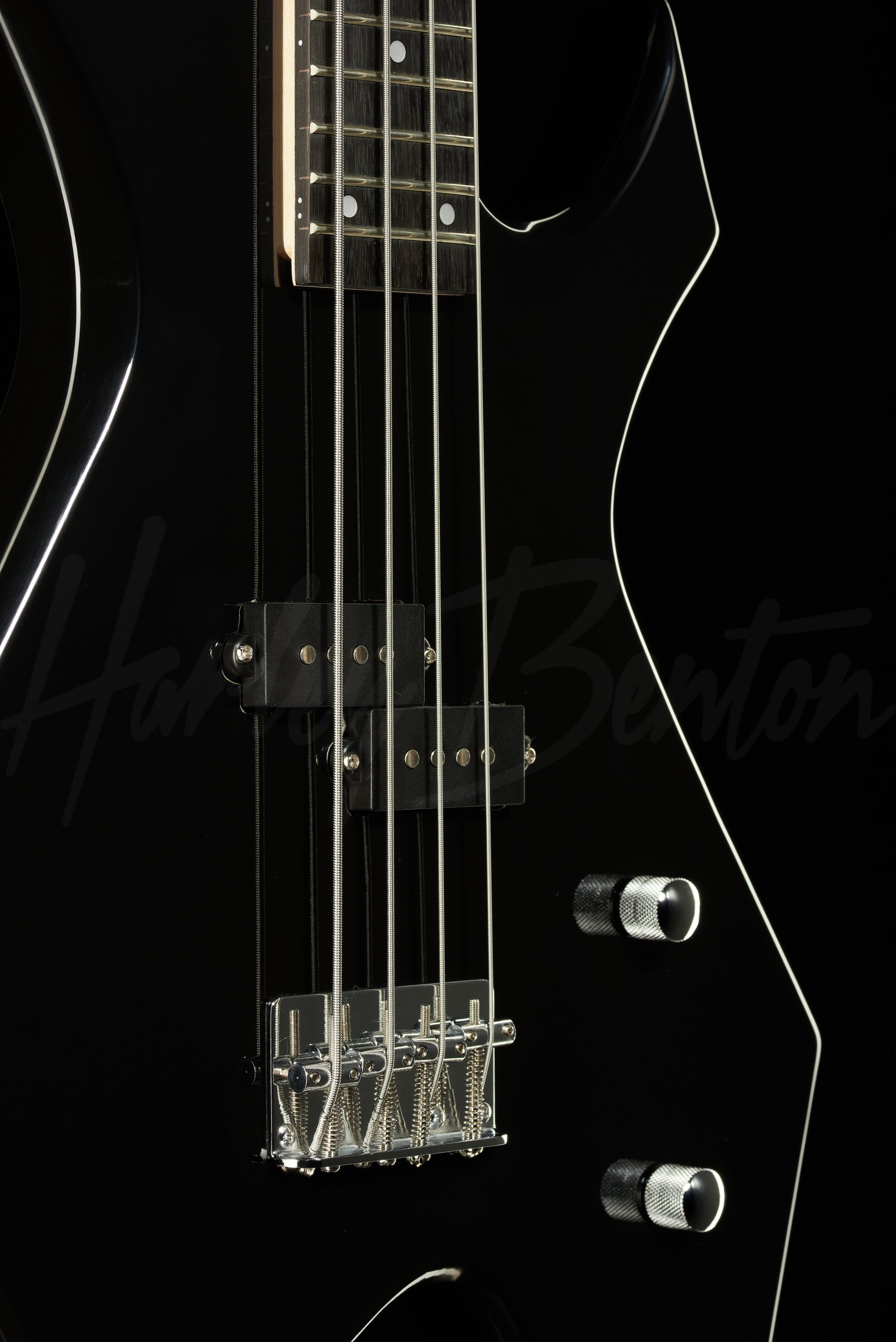 Бас-гитара Harley Benton WB-20BK Rock Series
