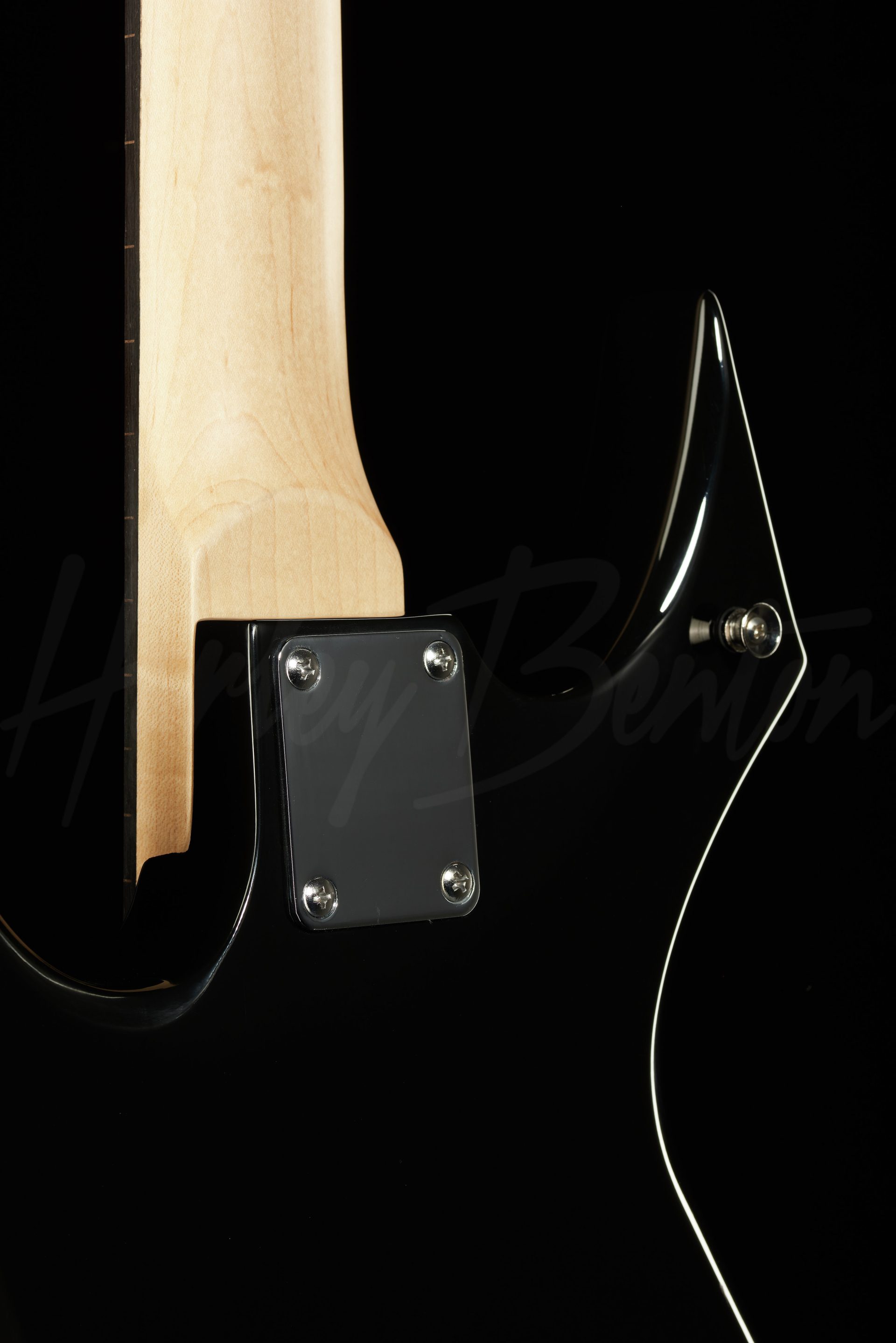 Бас-гитара Harley Benton WB-20BK Rock Series