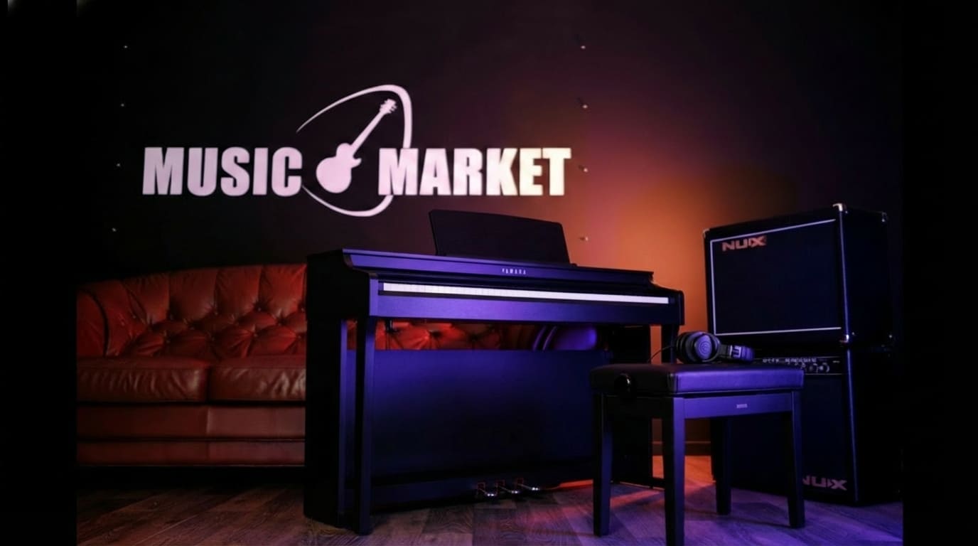 Цифровое пианино Yamaha CLP-825 PE