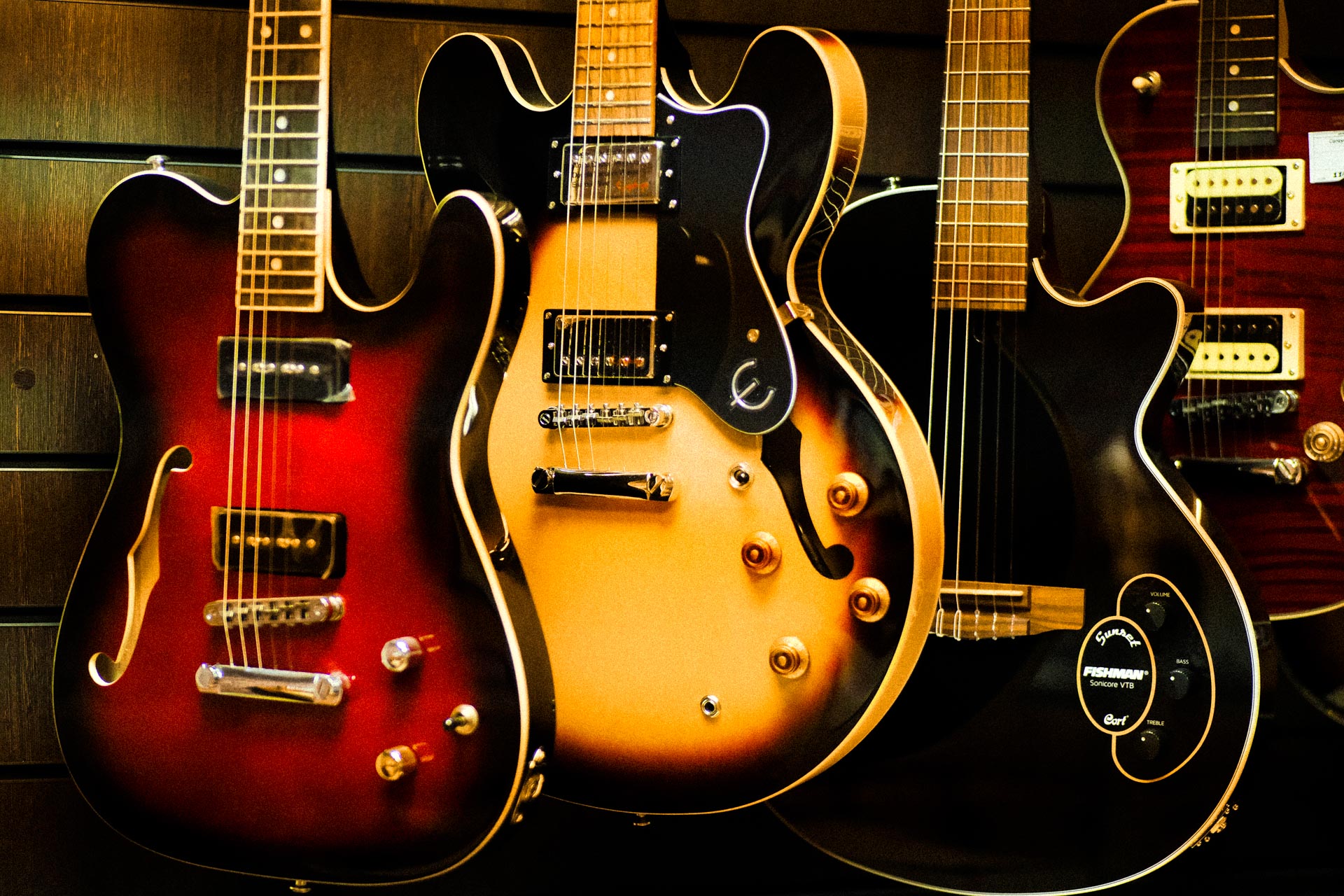 Электрогитара G&L FD ASAT Classic Alnico Butterscotch Blonde MP, с чехлом