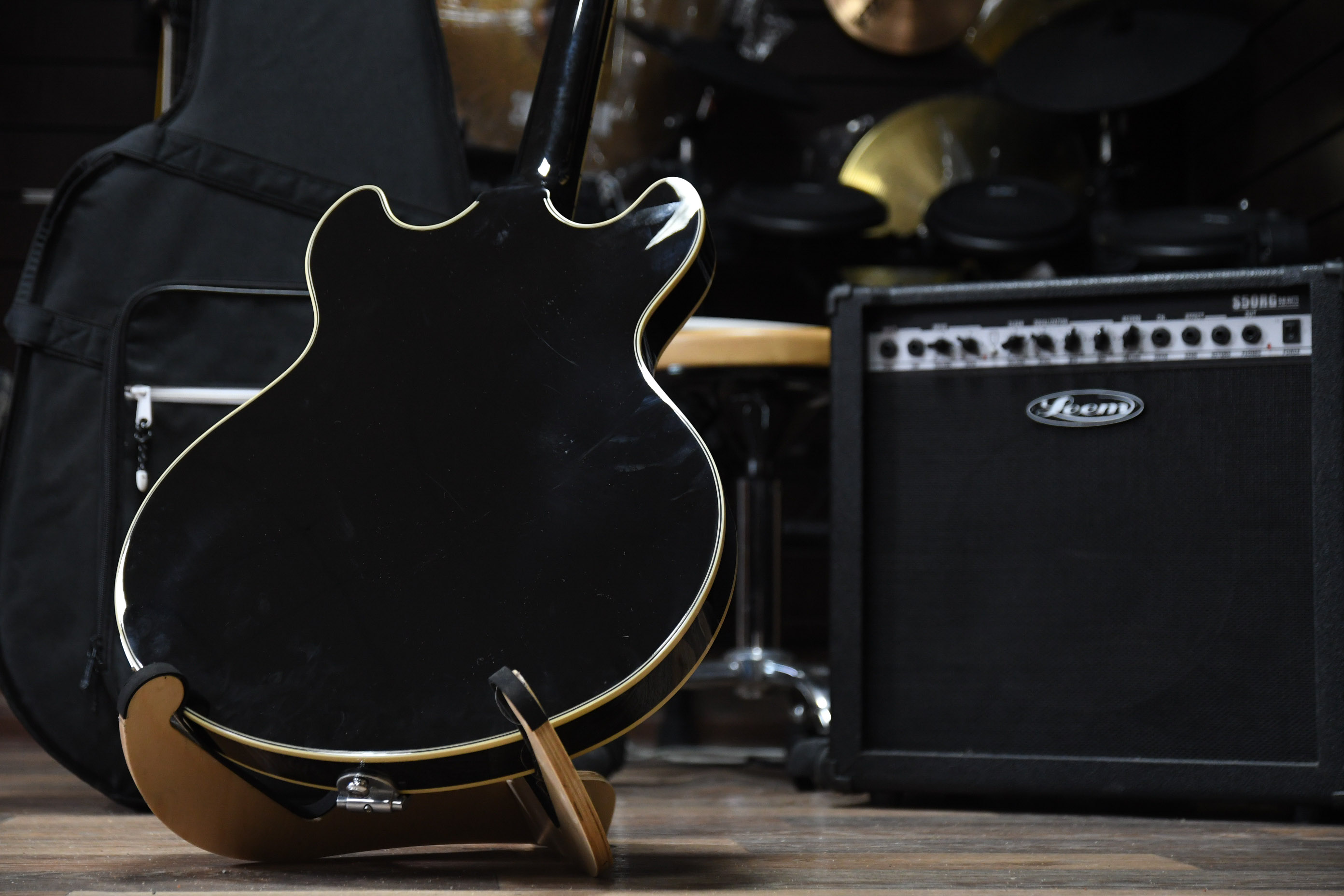 Полуакустика SCHECTER CORSAIR G. BLACK