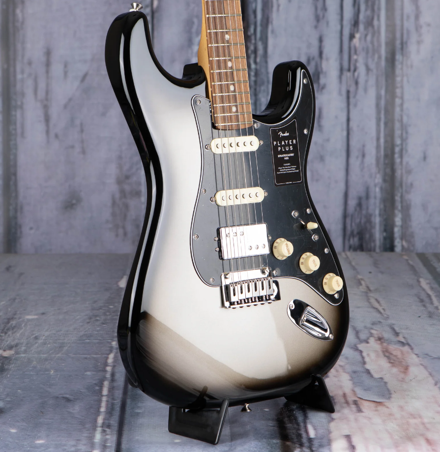 Электрогитара Fender Player Plus Stratocaster HSS Pau Ferro Silverburst