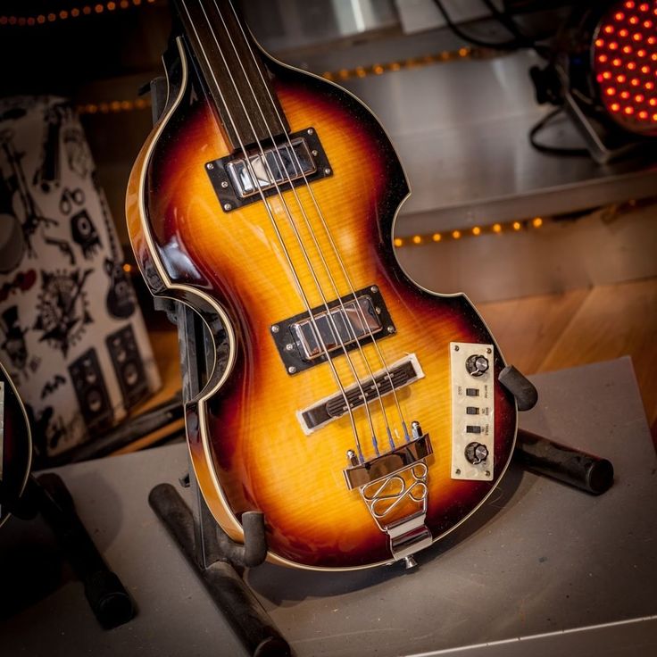 Полуакустическая Бас гитара Harley Benton Beatbass VS Vintage Series