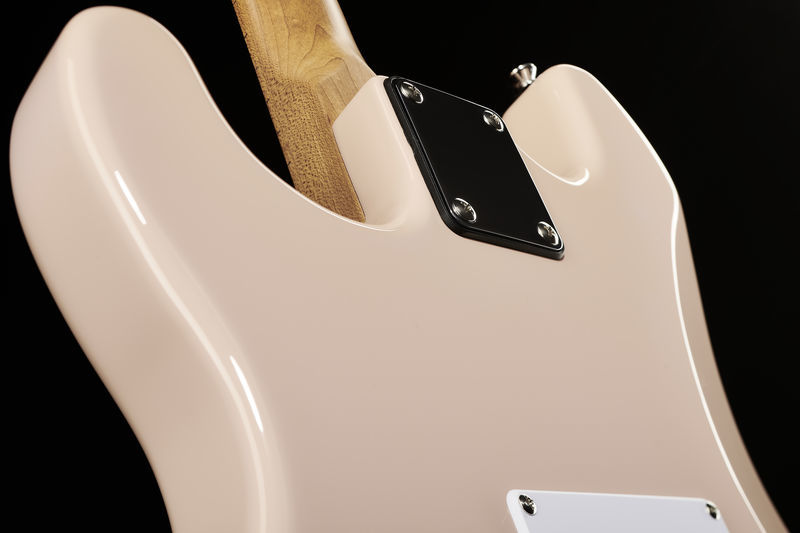 Электрогитара Harley Benton ST-62CC MN Shell Pink