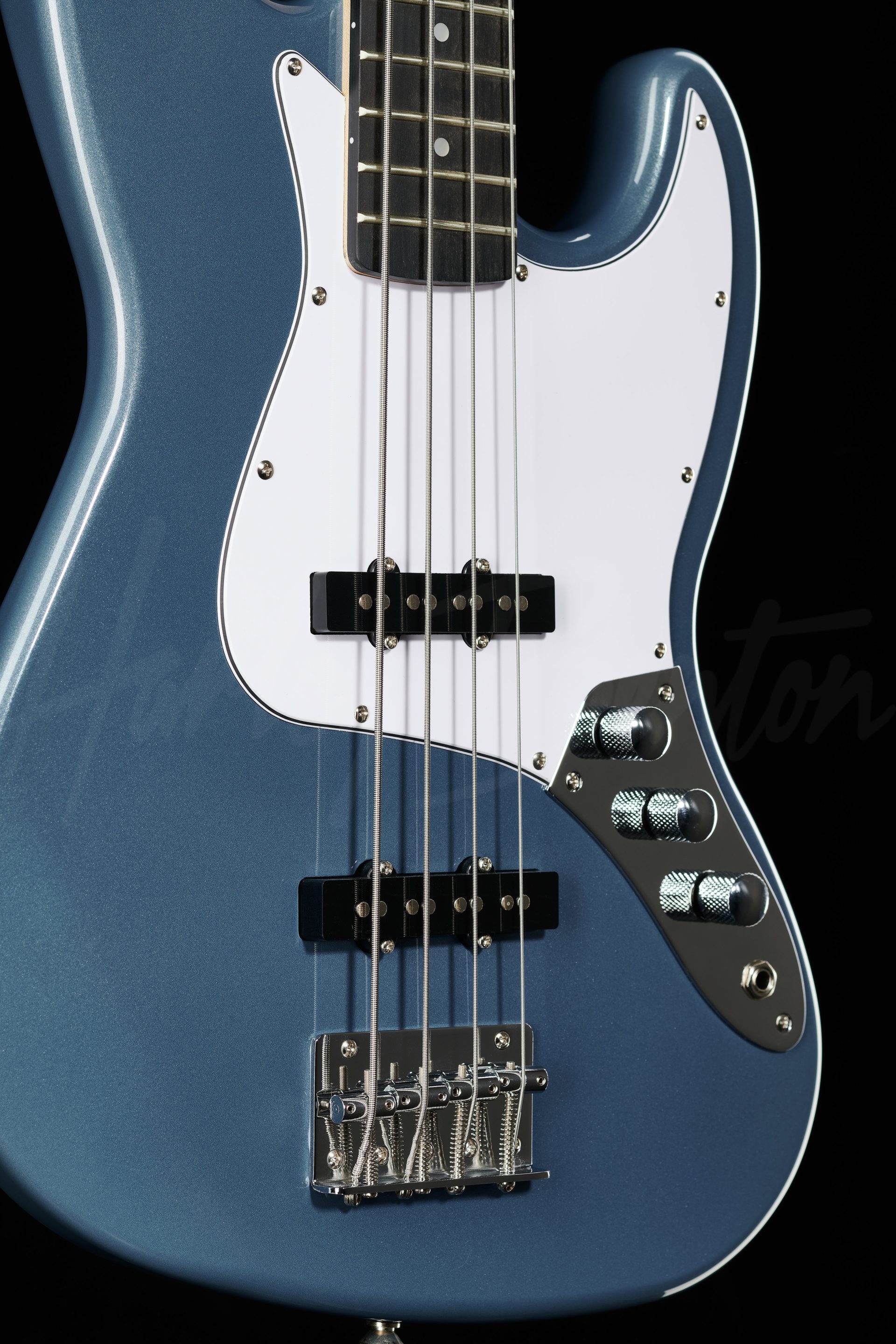 Бас-гитара Harley Benton JB-20 BM