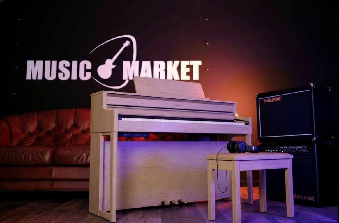 Цифровое пианино Roland HP704 LA | HP704 цвет Натуральный Дуб