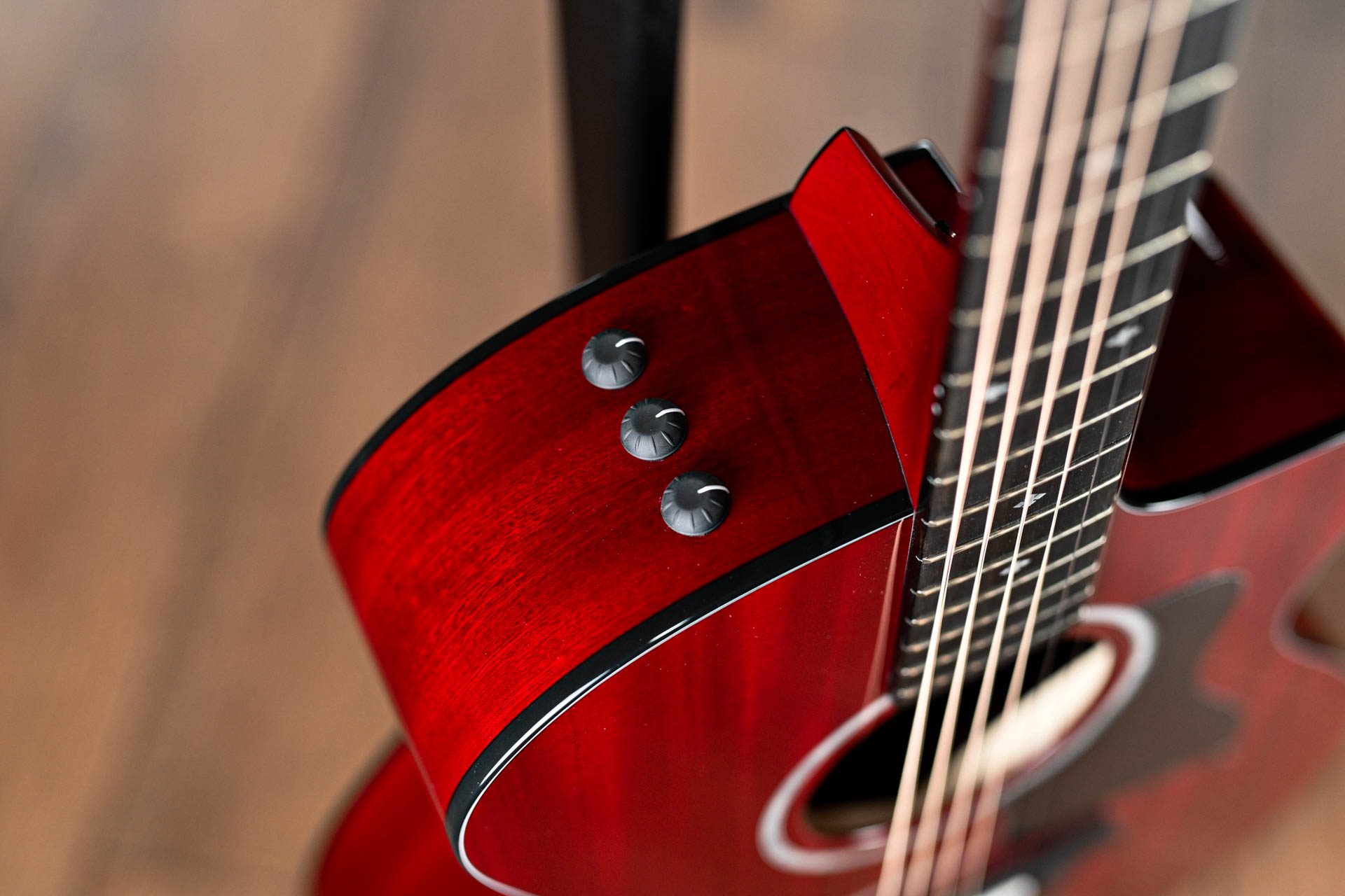 Электроакустическая гитара Taylor 224ce DLX deluxe LTD, Trans Red