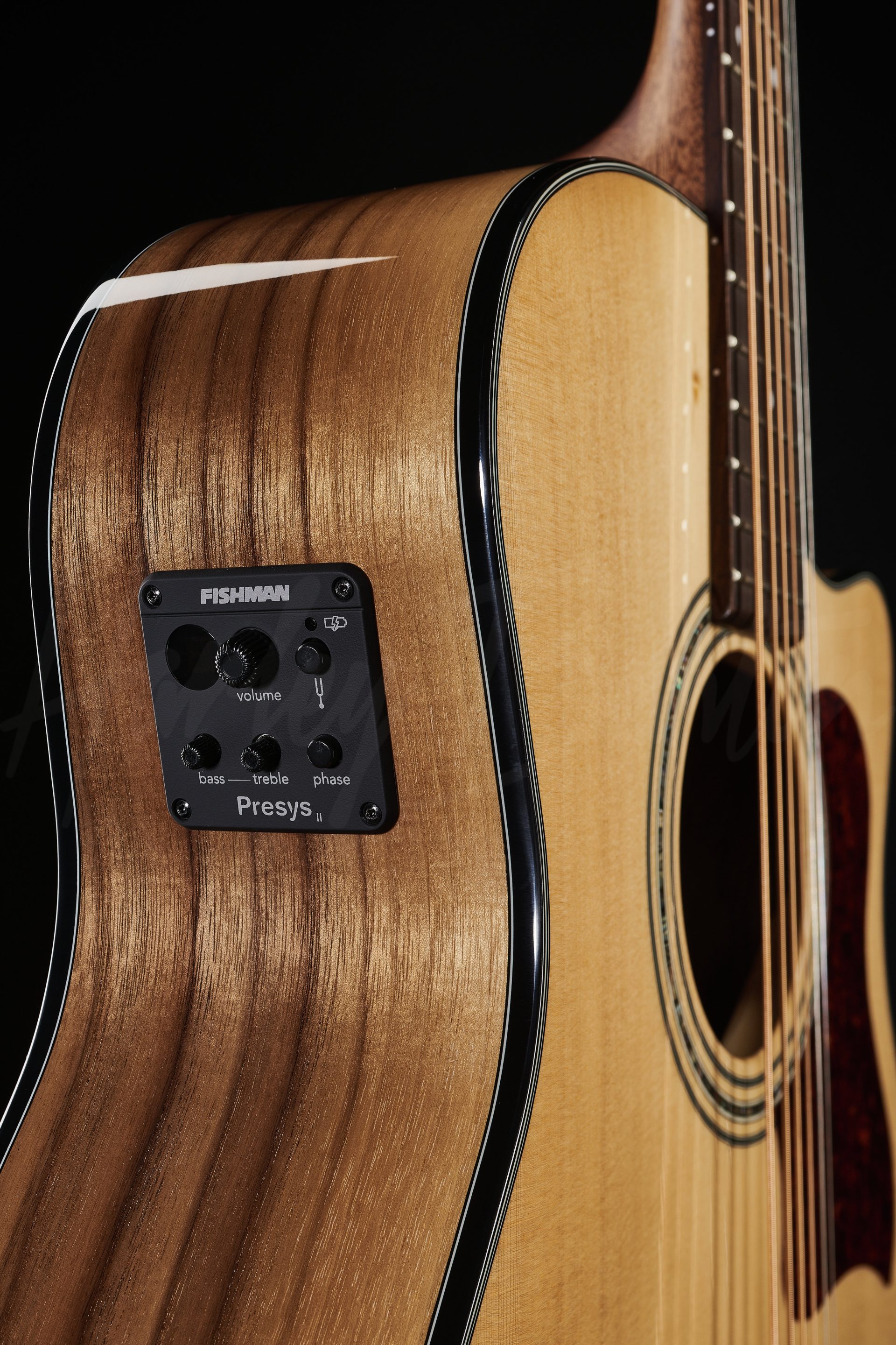 Электроакустическая гитара баритон Harley Benton Baritone CLG-414BCE NT