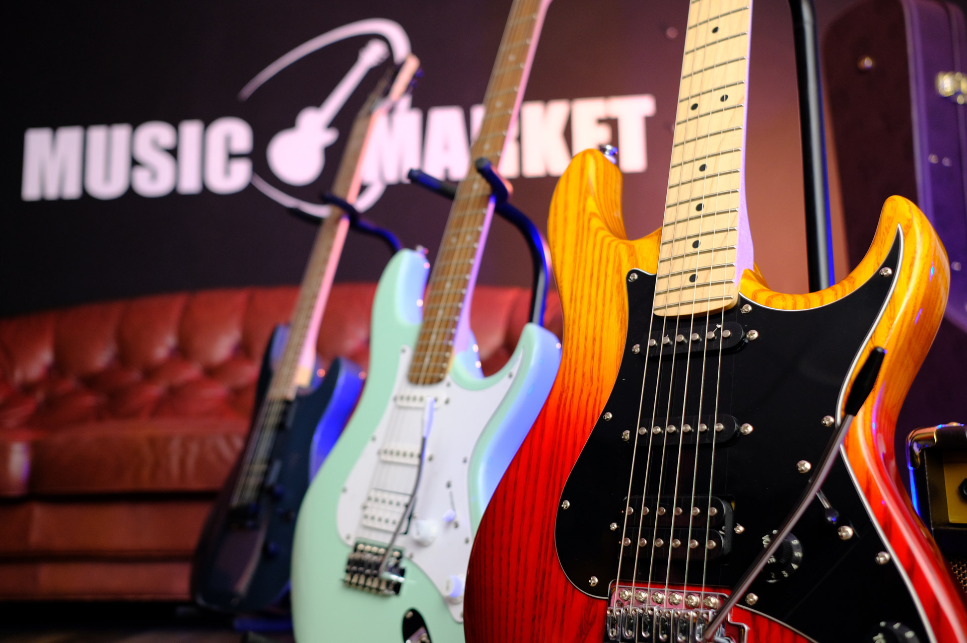 Комплект электрогитары, комбоусилителя, аксессуаров, синий санберст, Sunsmile MEGP-BL