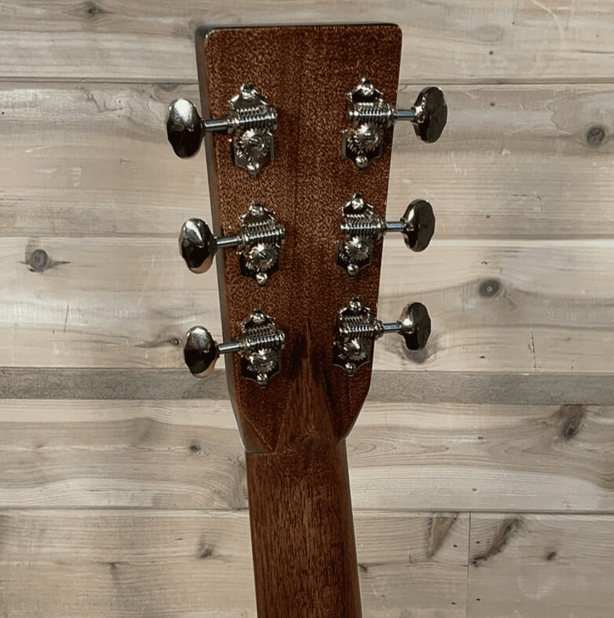 Акустическая гитара Martin Guitar D-28 Modern Deluxe