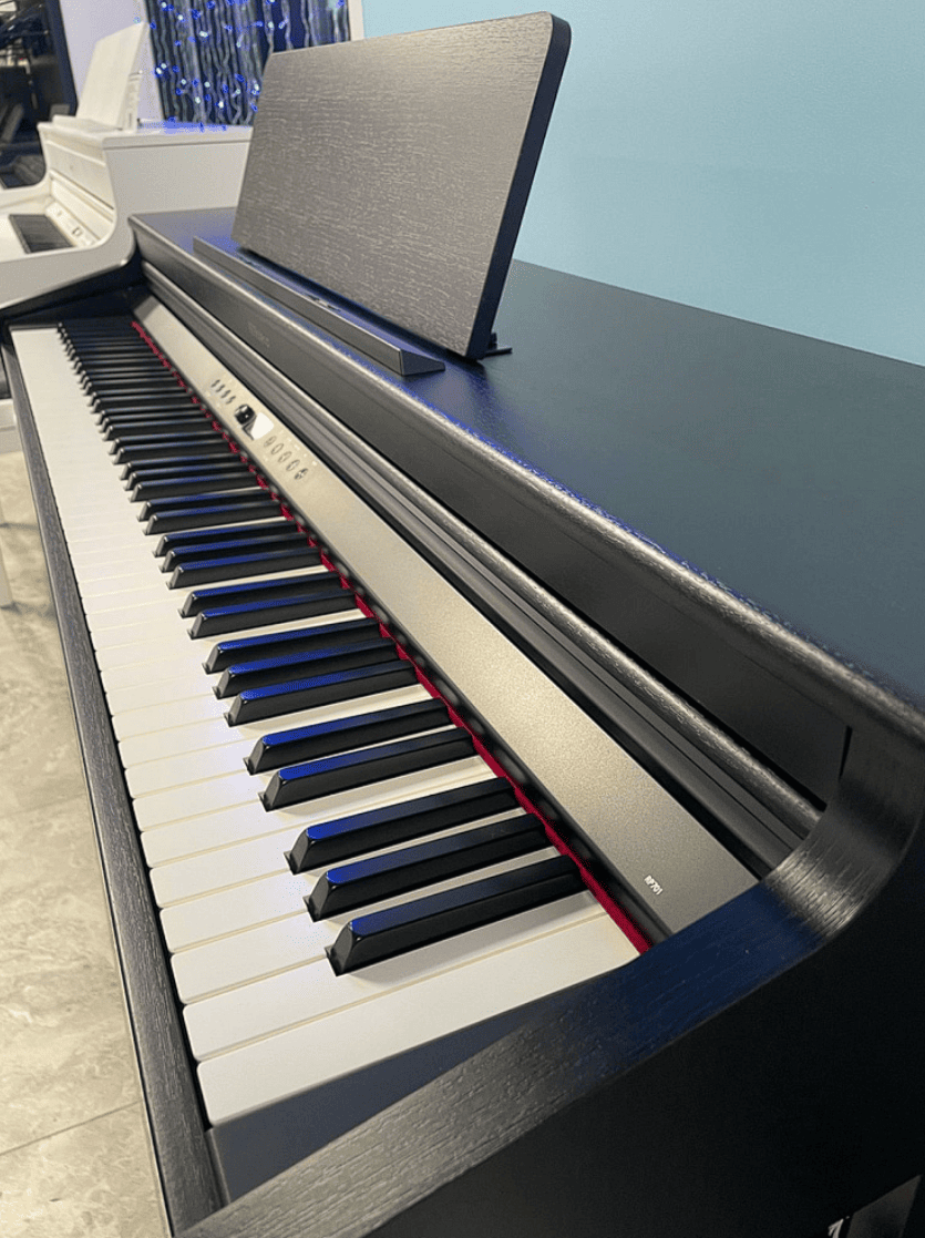 Цифровое пианино Roland RP701-CB (bundle)
