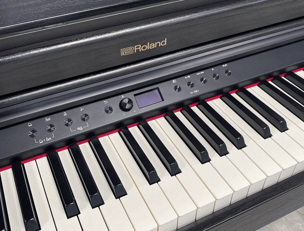 Цифровое пианино Roland RP701-DR (bundle)