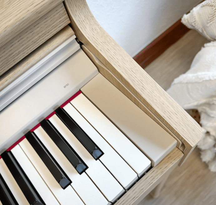 Цифровое пианино Roland RP701-LA (bundle)