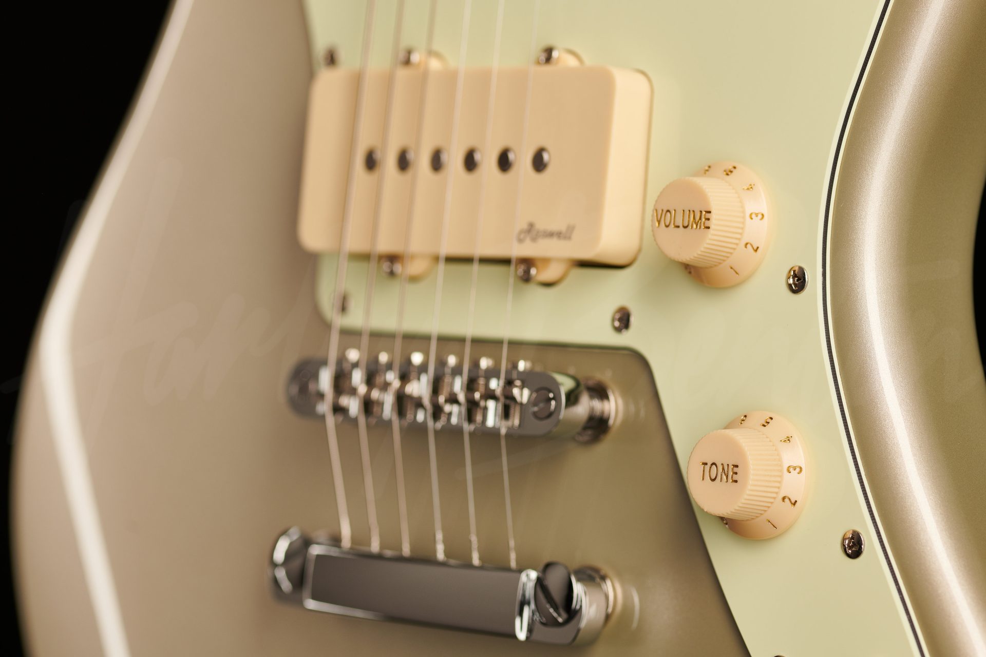 Электрогитара Harley Benton JA-60CC Inca Silver