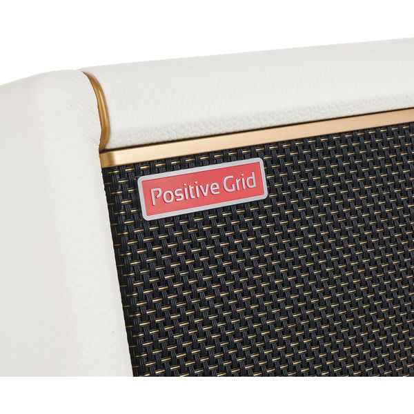 Комбоусилитель гитарный Positive Grid Spark 2 PW