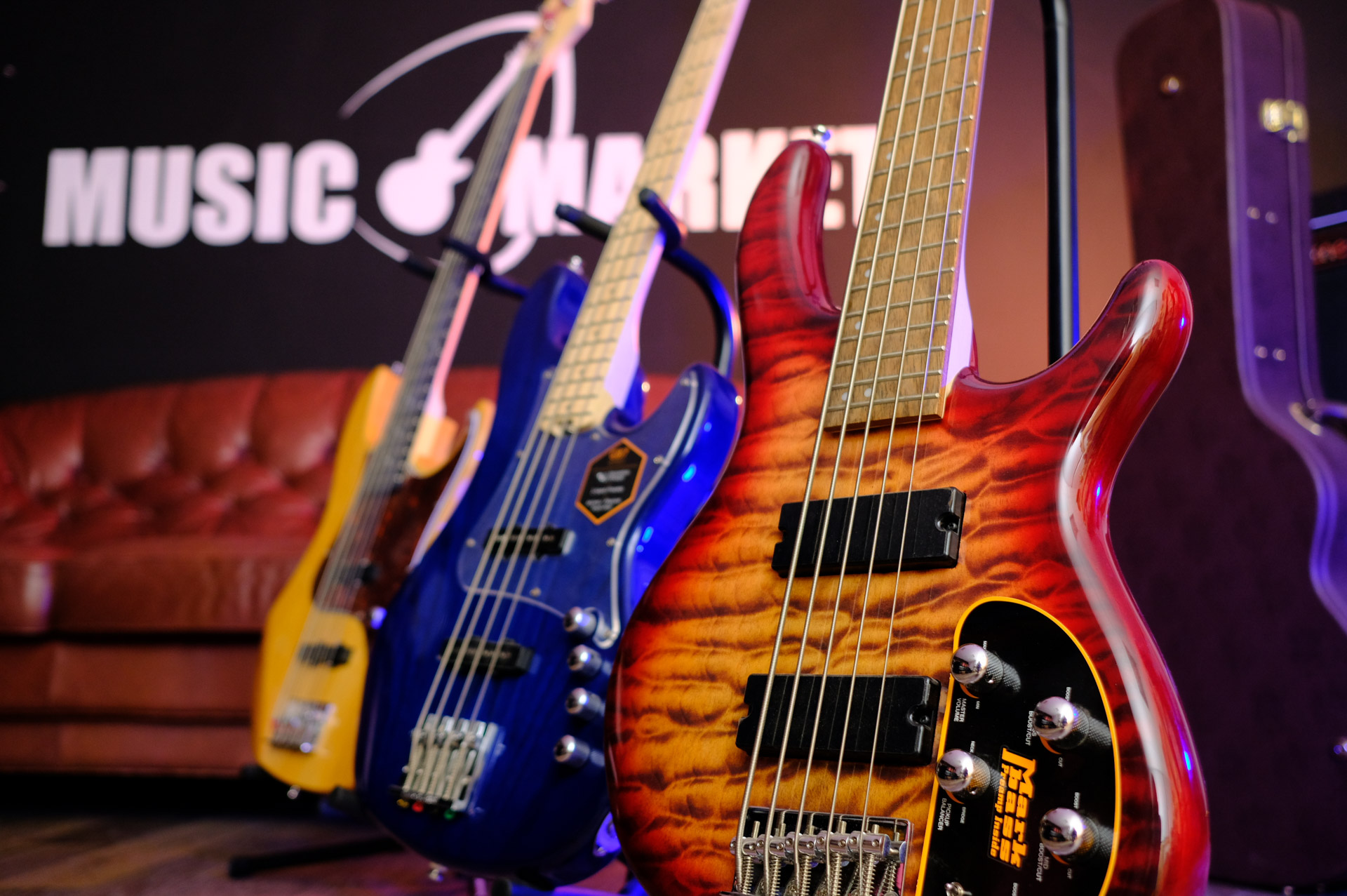 Бас-гитара Yamaha TRBX174 RED METALLIC