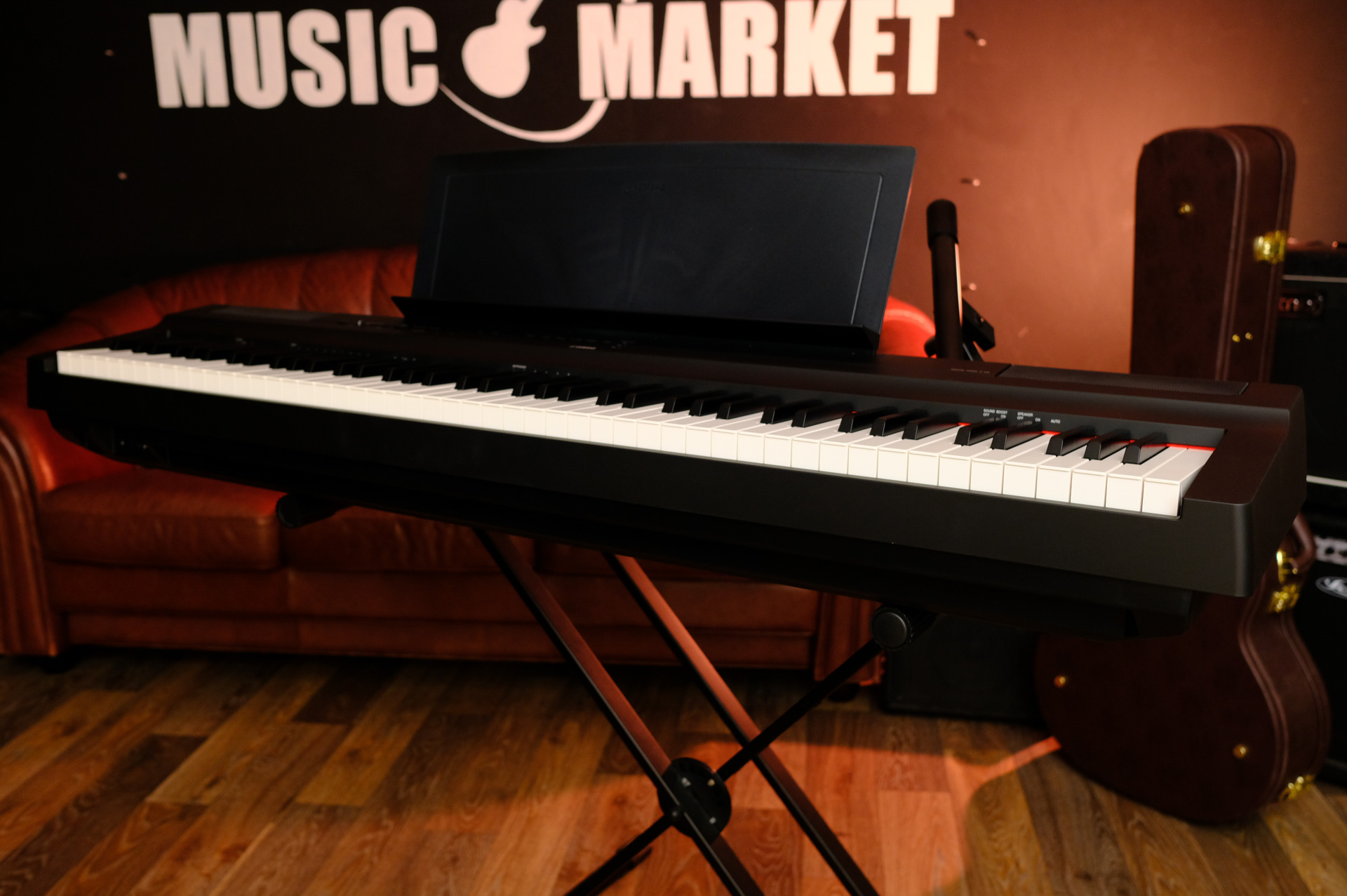 Цифровое пианино Yamaha P-125B