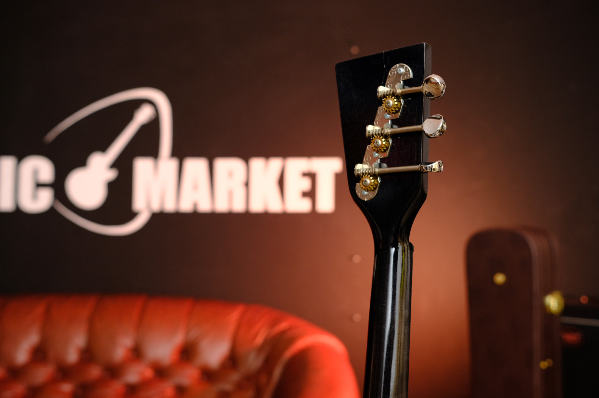 Балалайка прима БАЛАЛАЙКЕРЪ "Черный Федор"