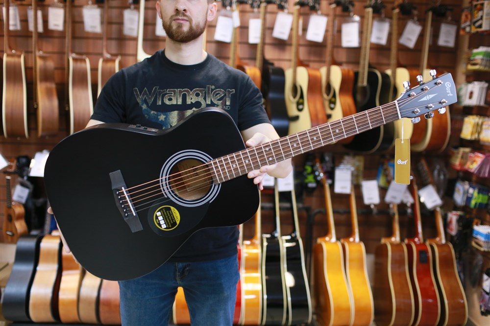 Электроакустическая гитара Cort Standard Series AF510E-OP