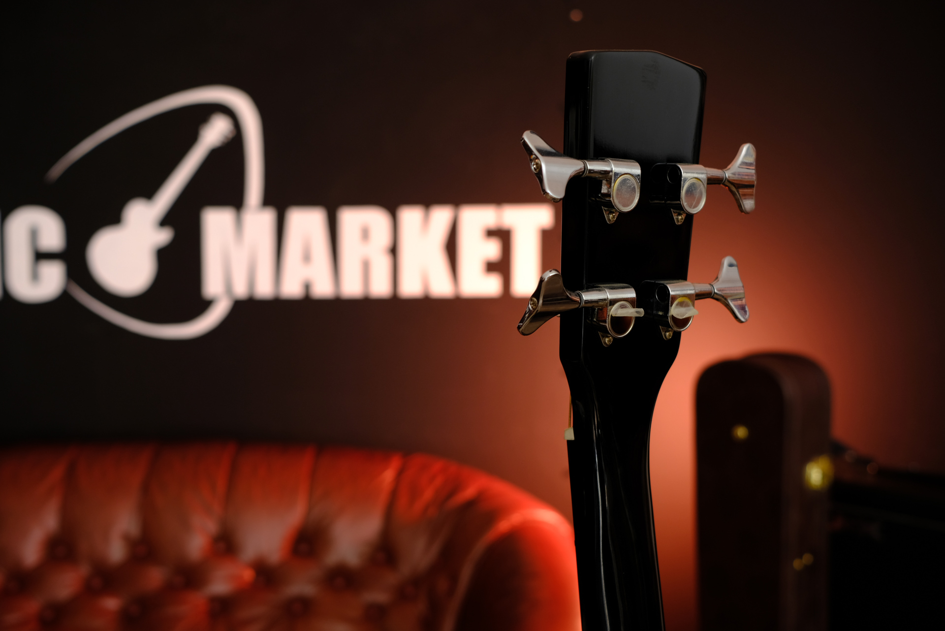 Акустический бас с звукоснимателем Cort Acoustic Bass Series AB850F-BK-BAG