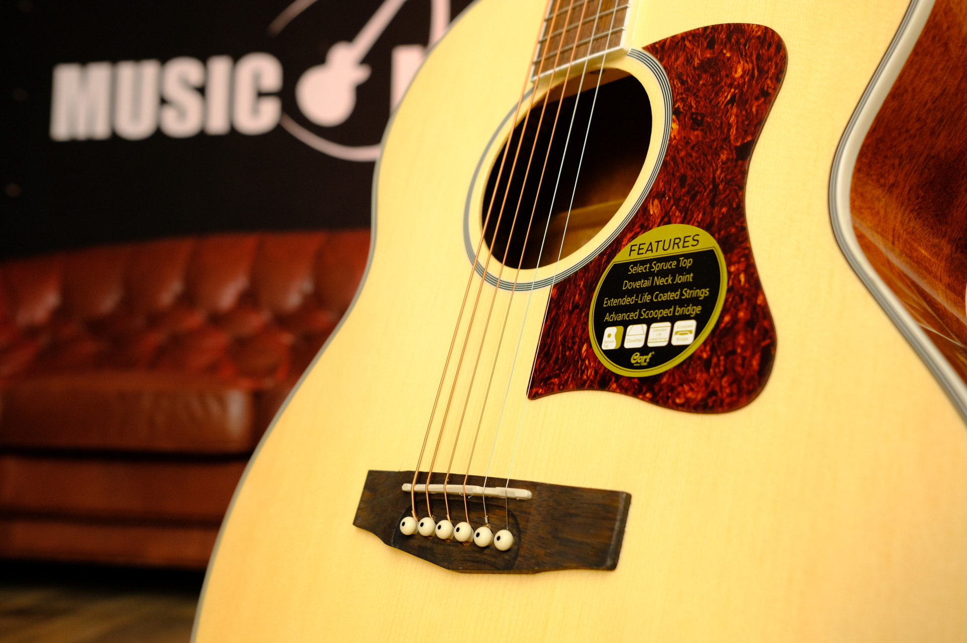 Электроакустическая гитара Cort CJ Series CJ-MEDX-NAT