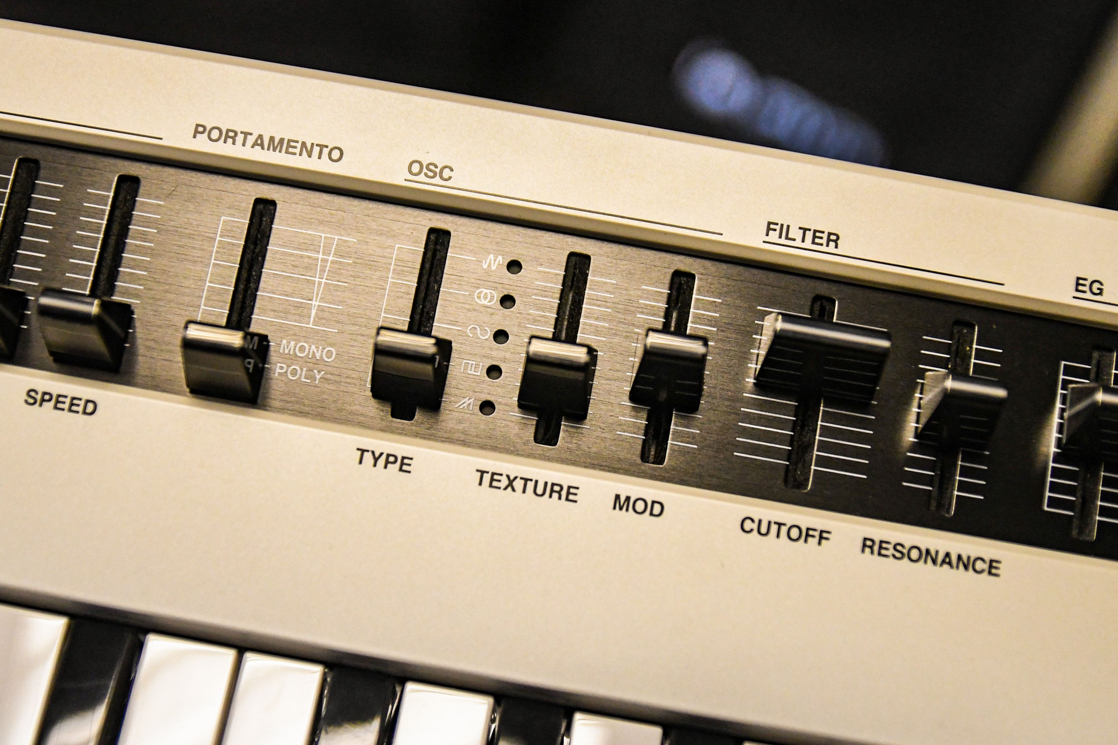 Синтезатор YAMAHA REFACE CS