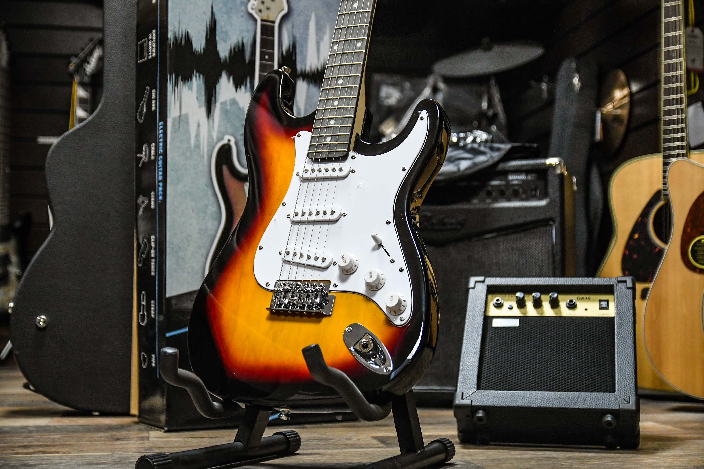 Электрогитара в наборе Террис TERRIS TPACK-1 SB