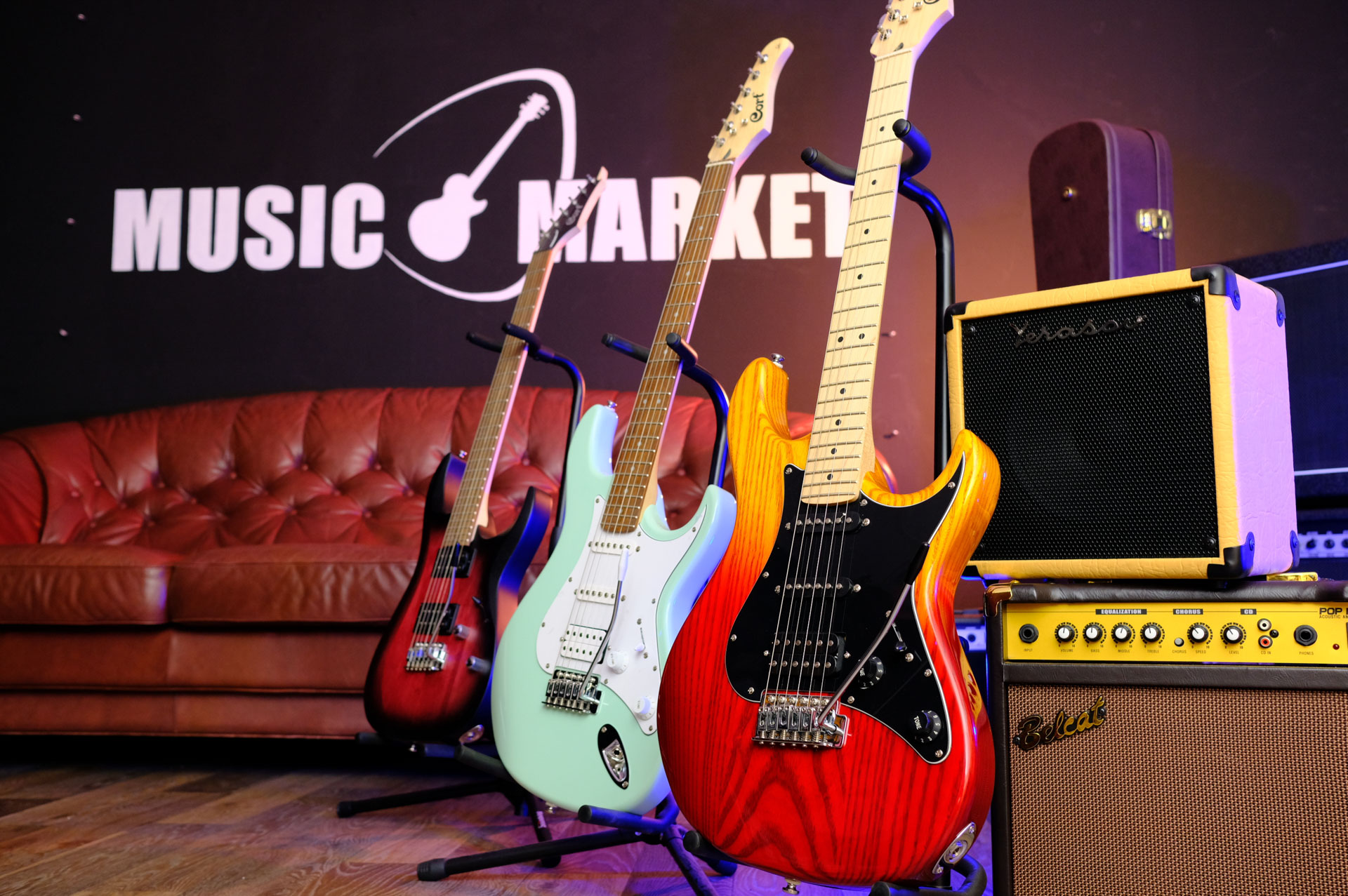 Электрогитара Caraya E235BK