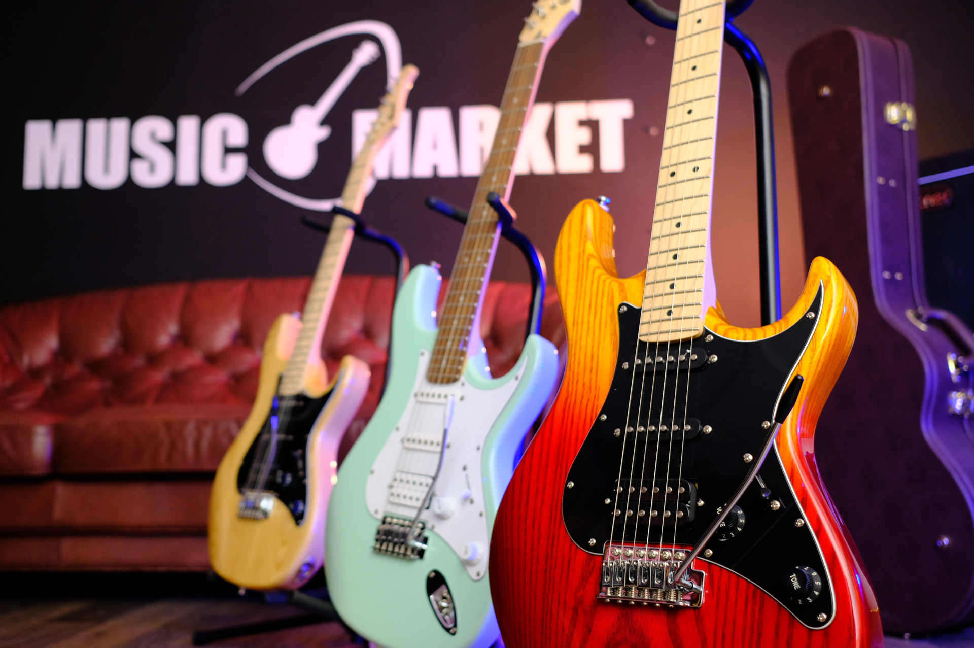 Электрогитара Godin 5th Avenue Kingpin P90 Cognac Burst 031986