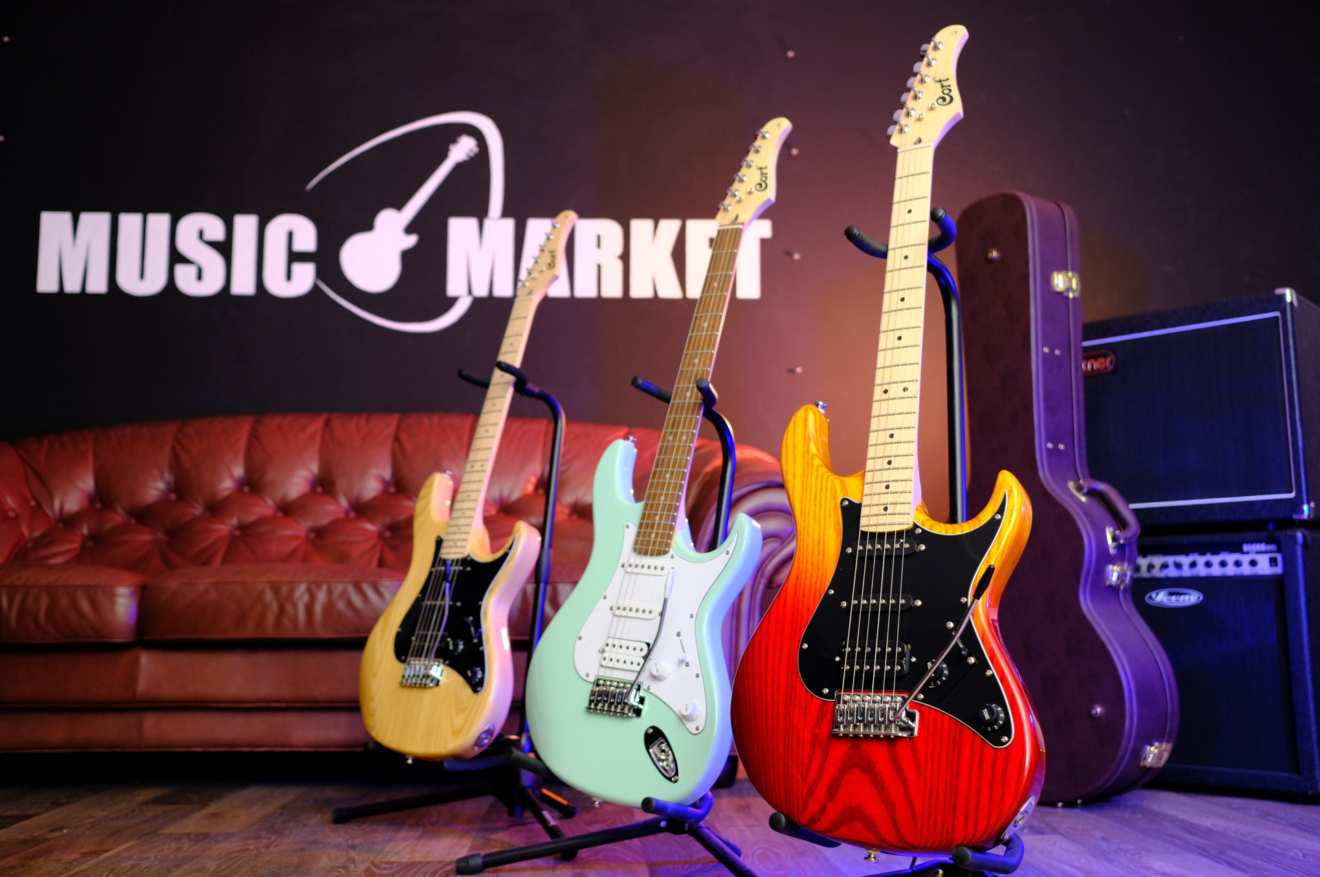 Электрогитара Fabio ST100 N (S/S/S)