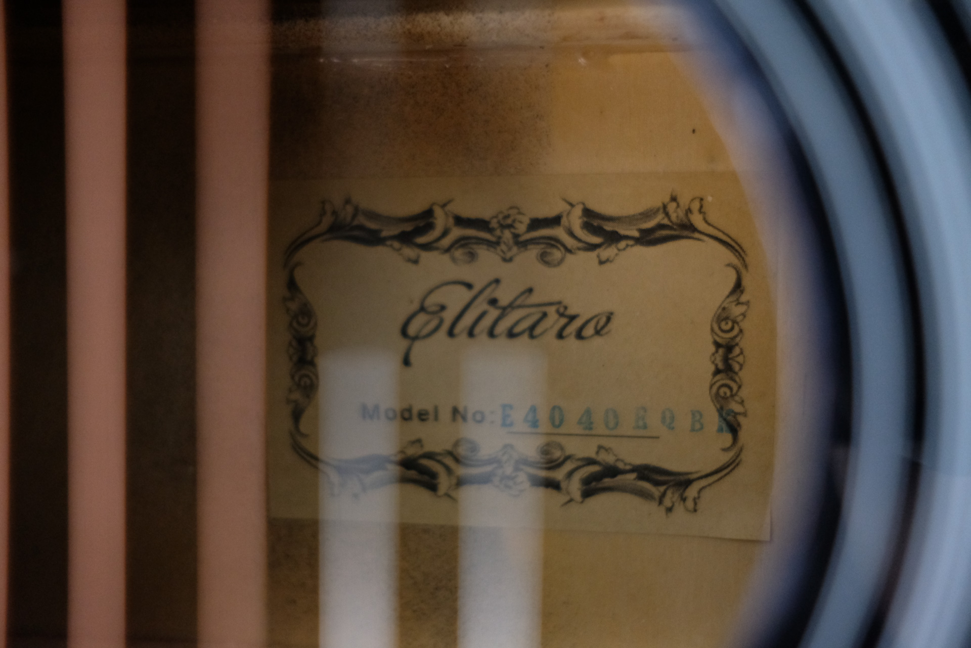 Электроакустическая гитара Elitaro E4040 EQ BK