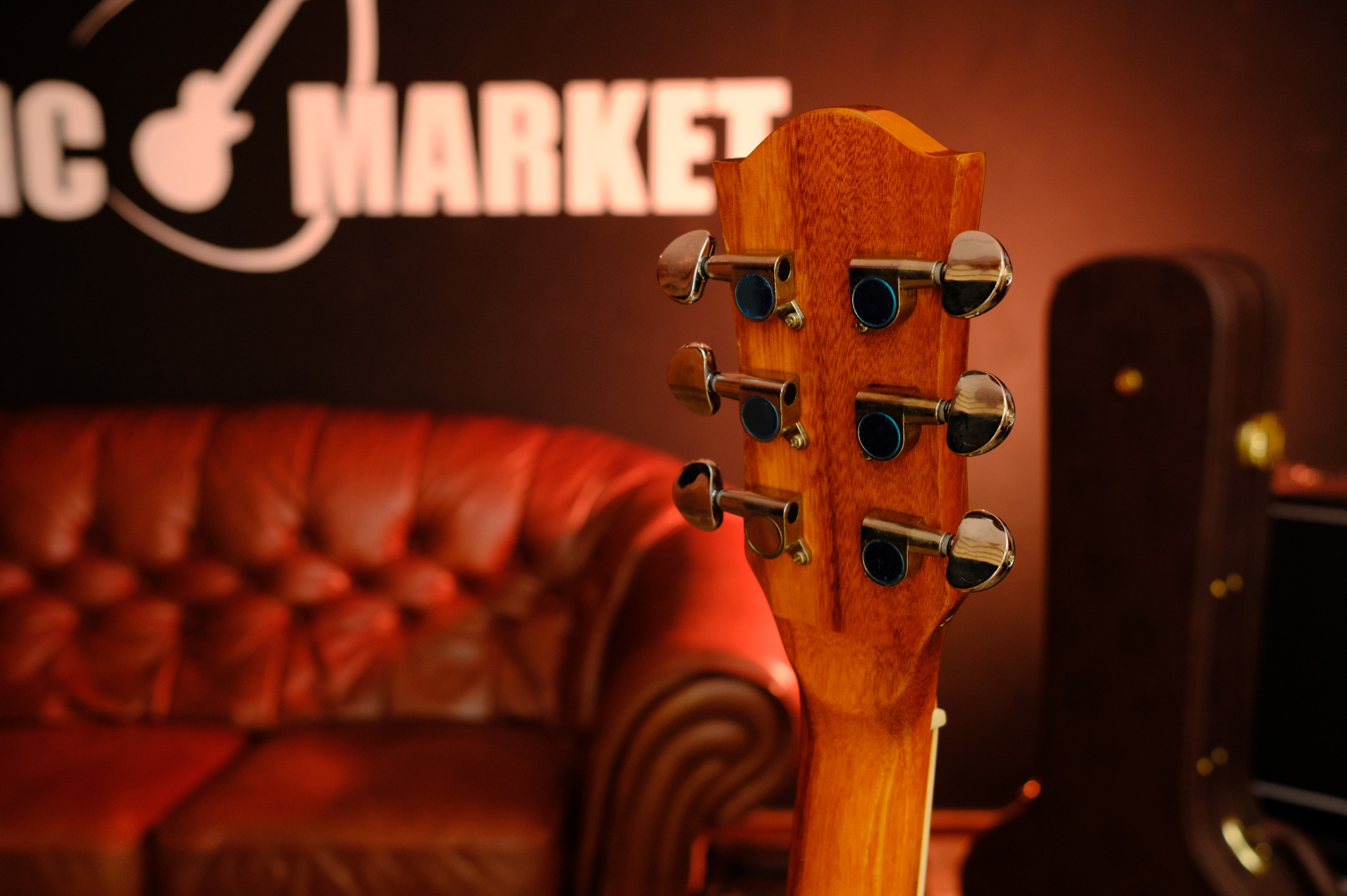 Акустическая гитара Elitaro L4030 Tiger