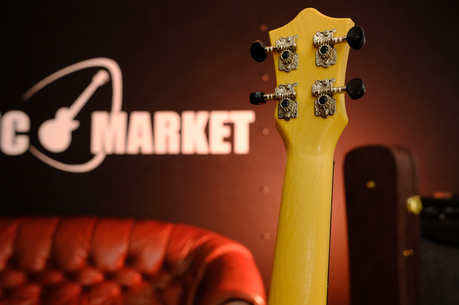 Укулеле сопрано FLIGHT TUSL 35 BK