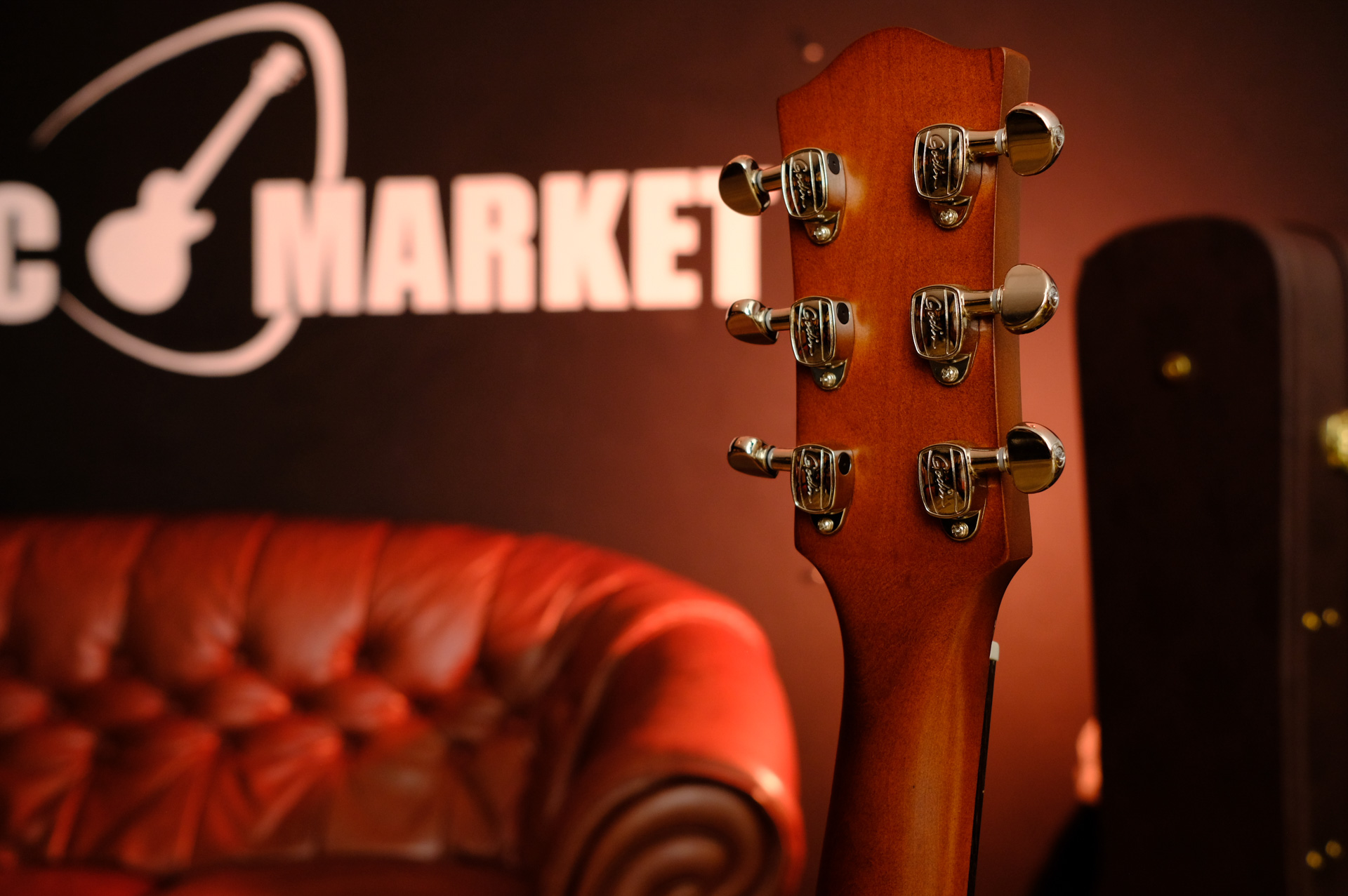 Электрогитара Godin 5th Avenue Kingpin P90 Cognac Burst 031986