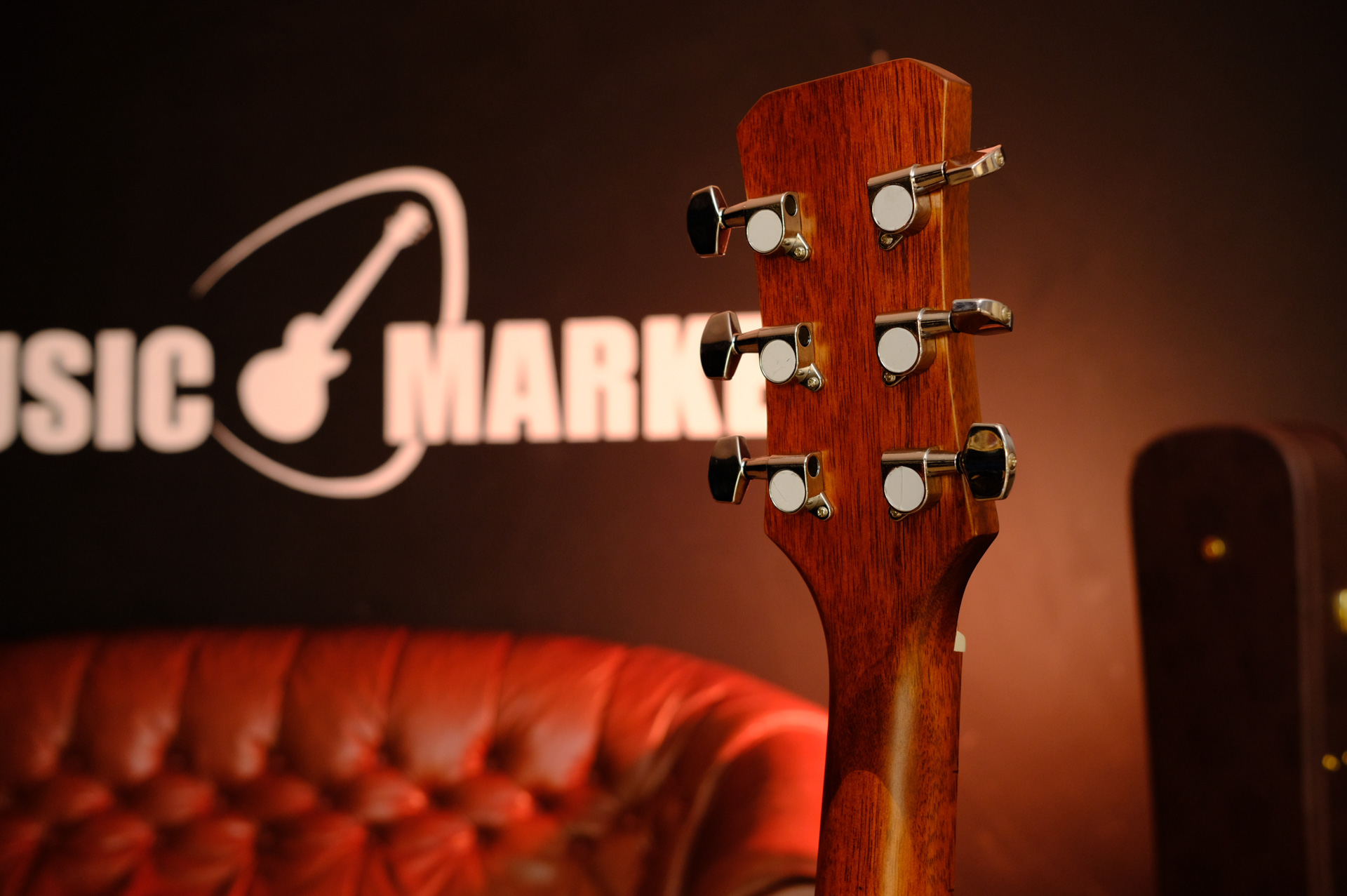 Гитара акустическая шестиструнная JET JD-255 SSB