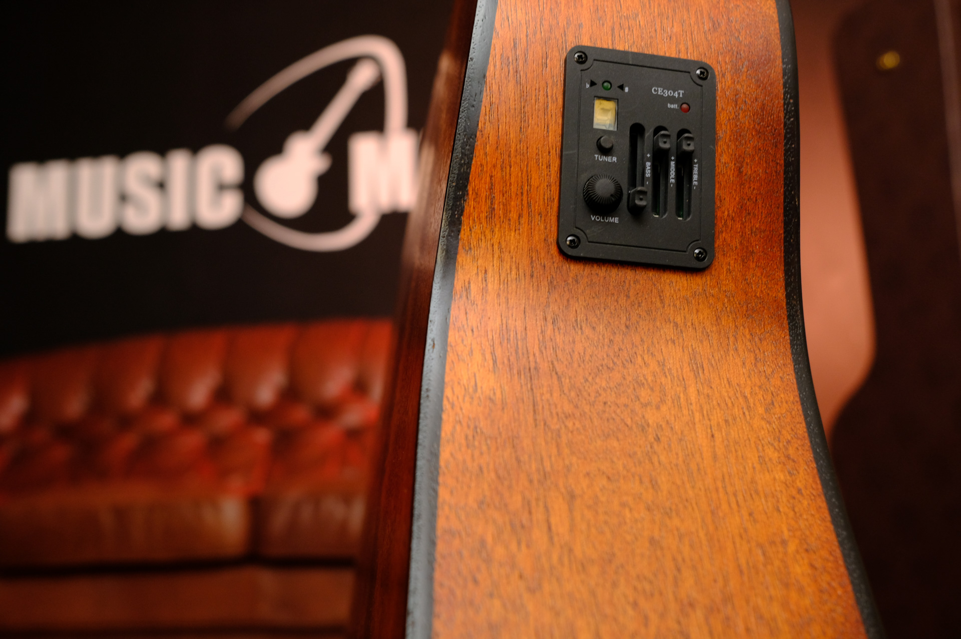 Электроакустическая гитара JET JDE-255 OP